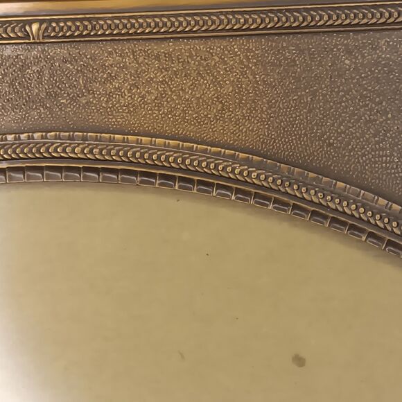 VTG Antique Brass Metal Photo Frame Oval Ornate Embossed Scroll 10x12 Photo 8x10 - Picture 8 of 16